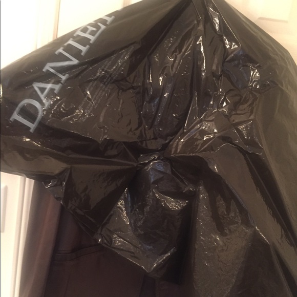 Beautiful Danier leather jacket large NWT - Picture 6 of 7